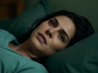 잠못드는 중년여성